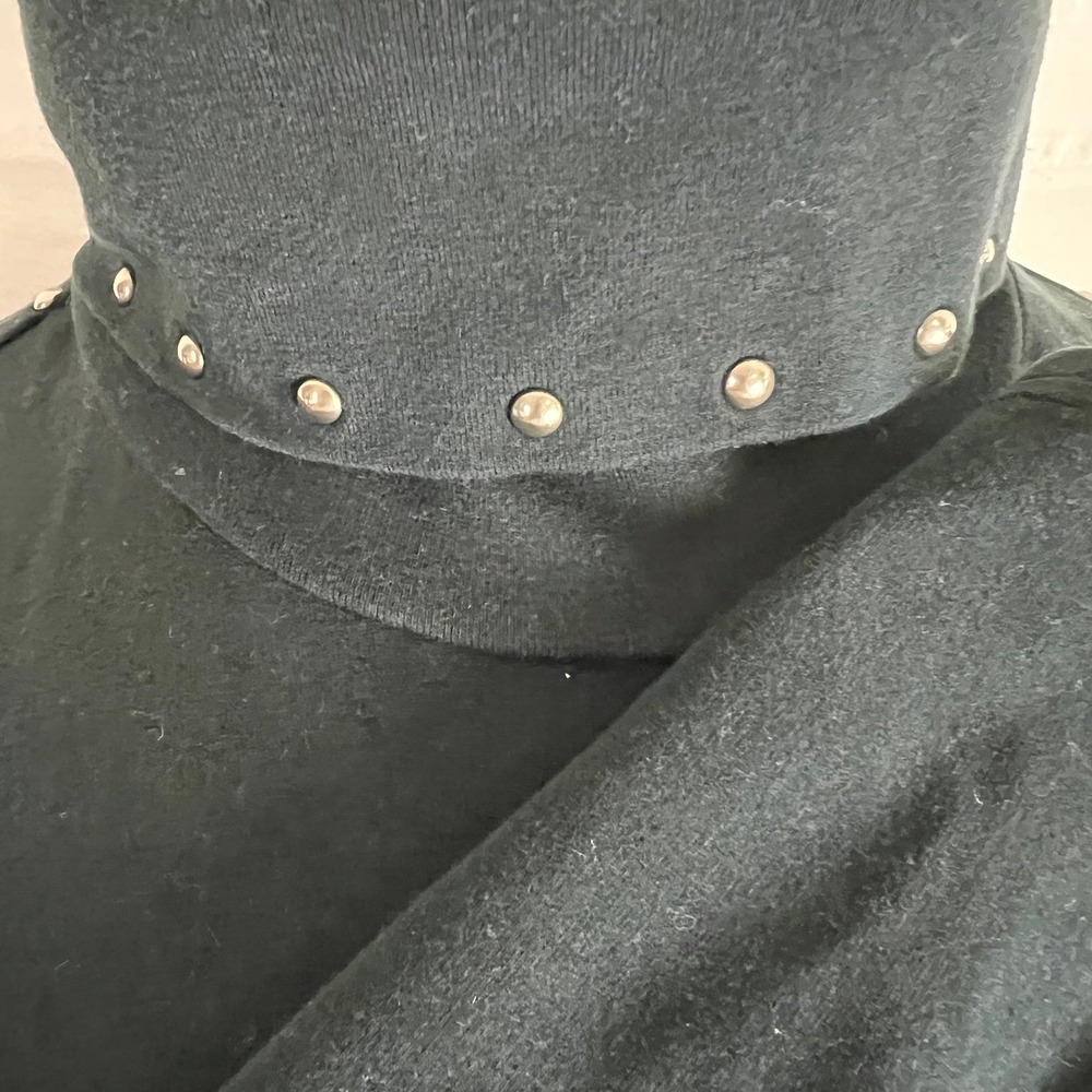Harley Davidson Sz Med Studded Turtleneck Embroidered Cycle Queen top - Picture 4 of 9